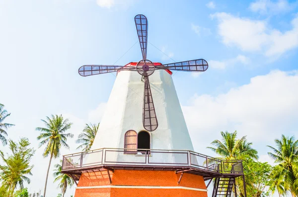 Windmühle — Stockfoto