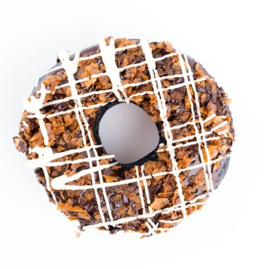 Çörek beyaz arkaplanda izole edildi