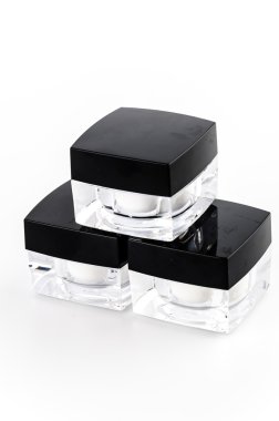 boş kozmetik losyonu şişesi krem izole beyaz arka plan