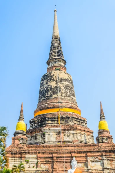 Templo de Wat Yai Chaimongkol en Ayutthaya Tailandia —  Fotos de Stock