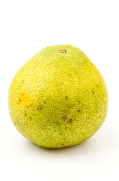 Groene grapefruit geïsoleerd witte achtergrond — Stockfoto