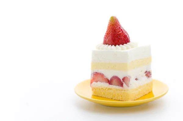 Strawberry cheesecake geïsoleerd op witte achtergrond — Stockfoto