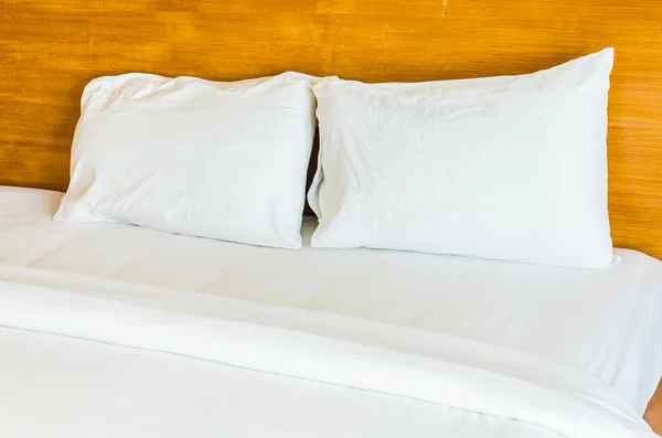 Bed pillow — Stock Photo, Image