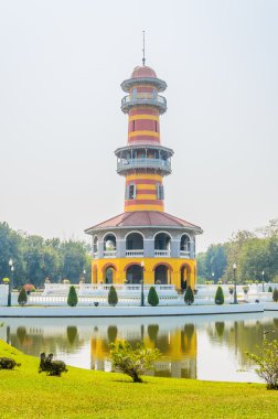 Bang pa-in sarayda kule