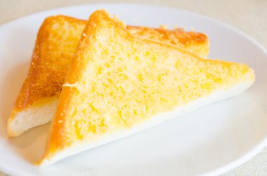 tereyağı pişmiş ekmek