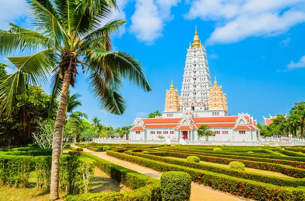 Thailändska tempel chonburi — Stockfoto