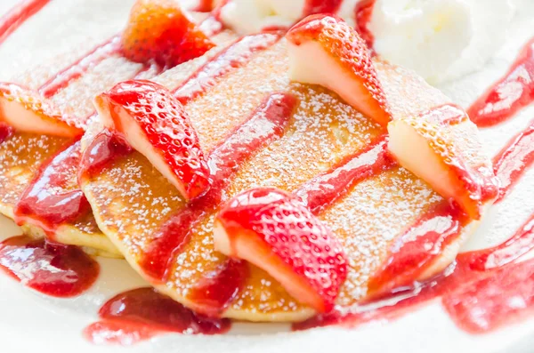 Frittelle alla fragola — Foto Stock