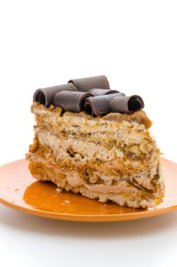 Beyaz arka plan üzerinde izole kahve kek