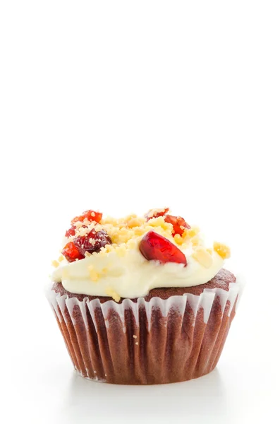 Cupcake rouge velours isolé fond blanc — Photo