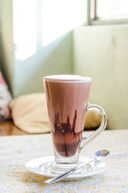 sıcak çikolatalı içecek