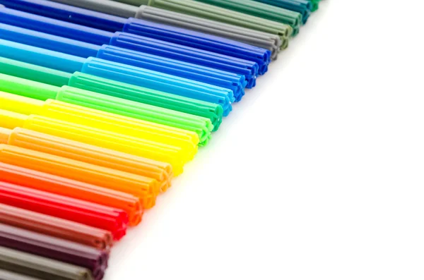 Penna a colori isolata su sfondo bianco — Foto Stock