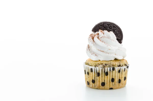 Cupcake isolati su sfondo bianco — Foto Stock