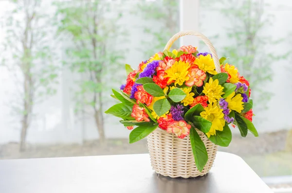 Flower basket — Stock Photo, Image