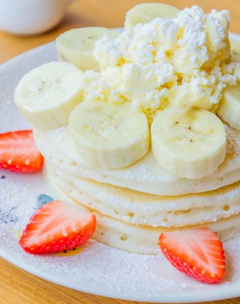 Pancake banana alla fragola — Foto Stock