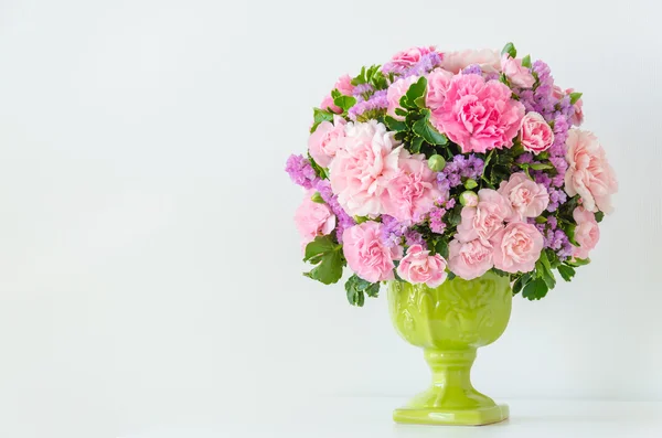 Bouquet in vaso — Foto Stock