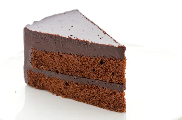 Kuchen Schokolade isoliert auf weißem Hintergrund — Stockfoto