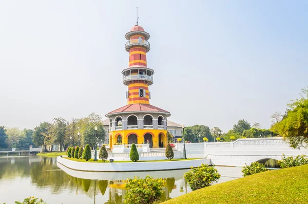 Tower in bang pa-in palace — Stock Photo, Image