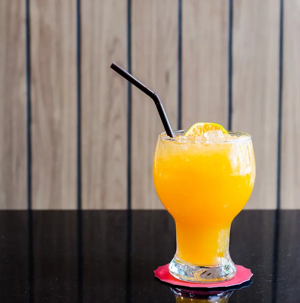 Jugo de naranja —  Fotos de Stock