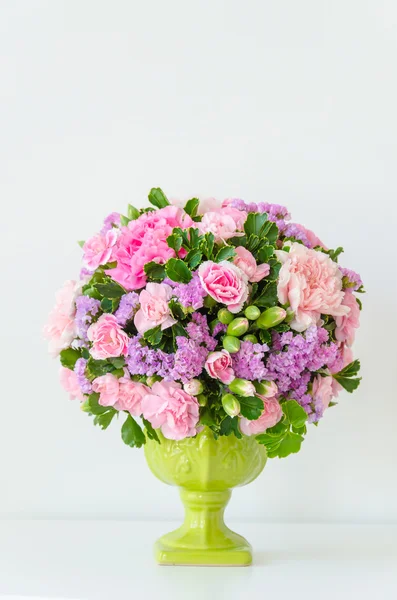 Bouquet in vaso — Foto Stock