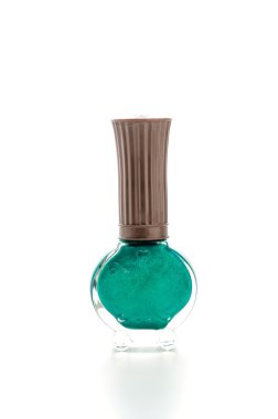 Oje beyaza izole edilmiş.