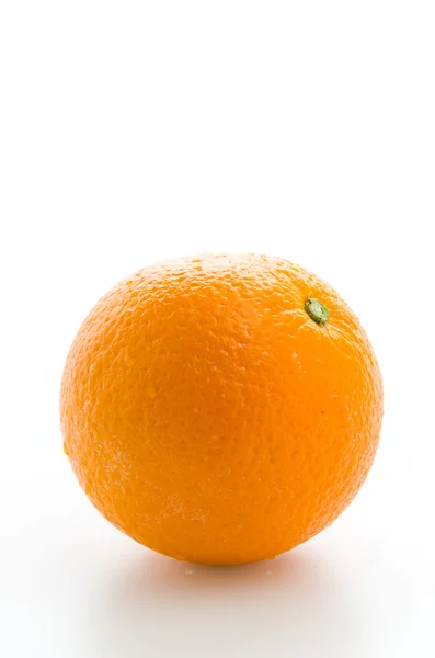 Orange isolerad på vitt — Stockfoto