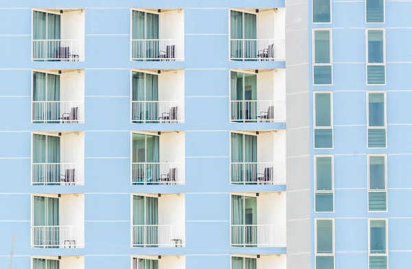 Windows escritório edifício fundo — Fotografia de Stock