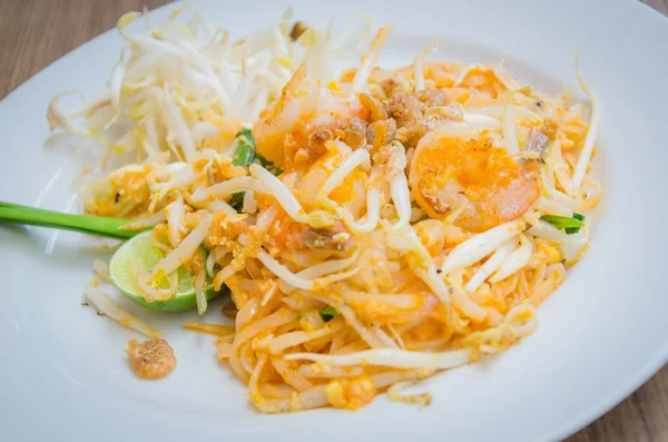 Pad thai — Fotografie, imagine de stoc