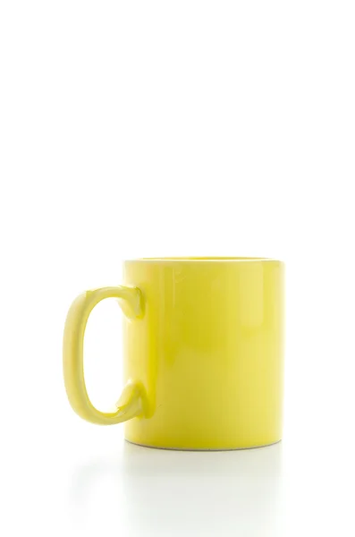 Taza de color aislada en blanco — Foto de Stock