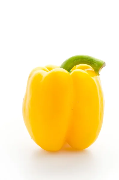 Κίτρινη πιπεριά απομονωμένη σε λευκό — Φωτογραφία Αρχείου