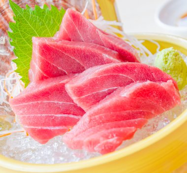 ton balıklı sashimi
