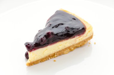 Yaban mersinli cheesecake