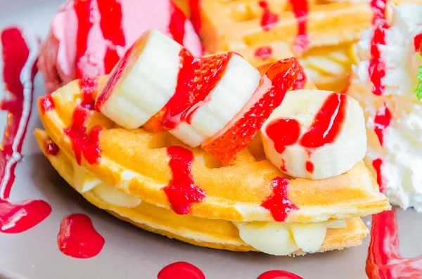 Crêpe banane fraise — Photo