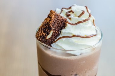 çikolatalı tatlılar