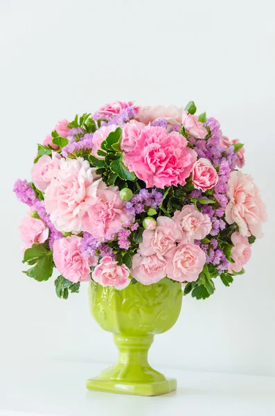 Bouquet in vaso — Foto Stock