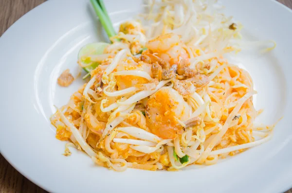 Pad thai — Fotografie, imagine de stoc