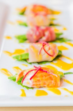 sashimi avokado Japon gıda