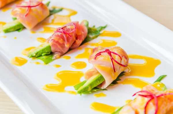 Sashimi abacate comida japonesa — Fotografia de Stock