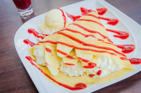 Erdbeerdessert — Stockfoto