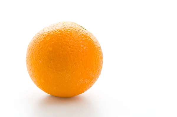 Orange isoliert auf Weiß — Stockfoto