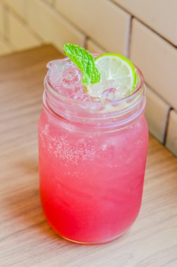 Pembe Limonata