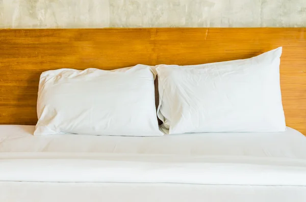 Bed pillow — Stock Photo, Image