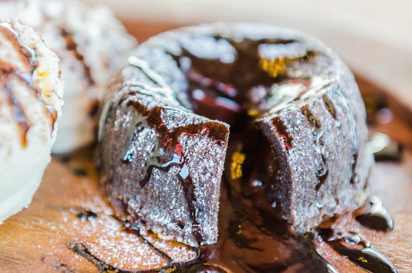 Ciasto czekoladowe lawy — Zdjęcie stockowe