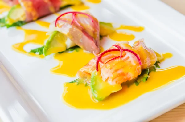 Sashimi-Avocado — Stockfoto