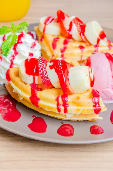 Crêpe banane fraise — Photo