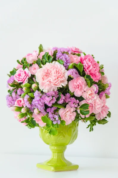 Bouquet i vase – stockfoto