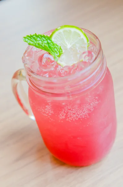Růžové limonády šťáva koktejl — Stock fotografie
