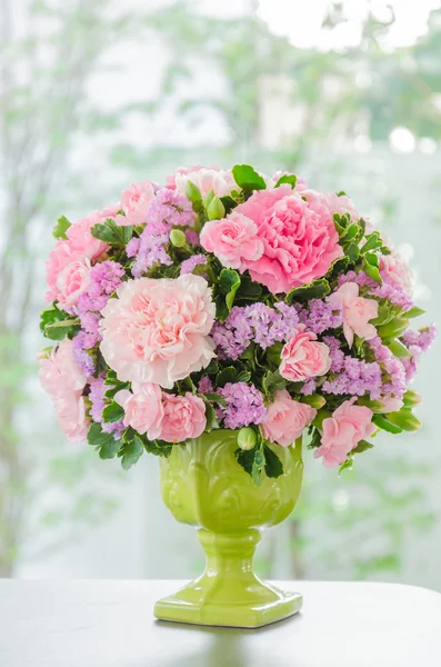 Bouquet in vaso — Foto Stock