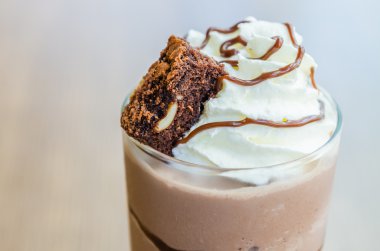 çikolatalı tatlılar