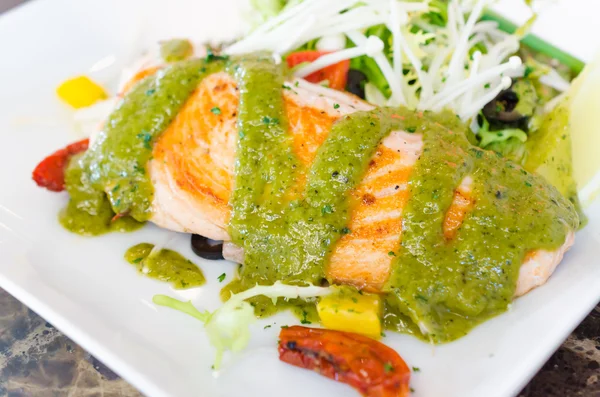 Grill salmon — Stock Photo, Image