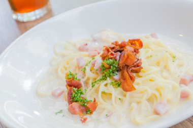 spagetti carbonara
